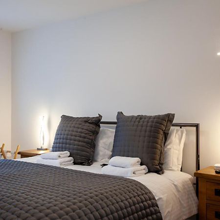 Keswick Ground Floor Apartment With Parking Ngoại thất bức ảnh